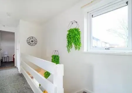 Homestay Bright Double Ls16 Near Airport Wifi