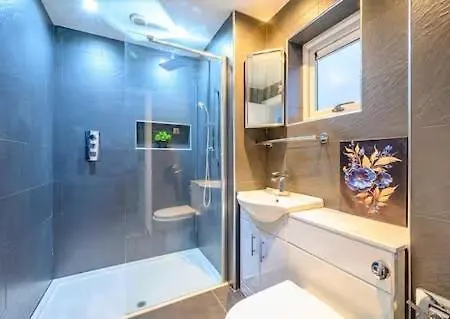 Bright Double Ls16 Near Airport Wifi Homestay *
